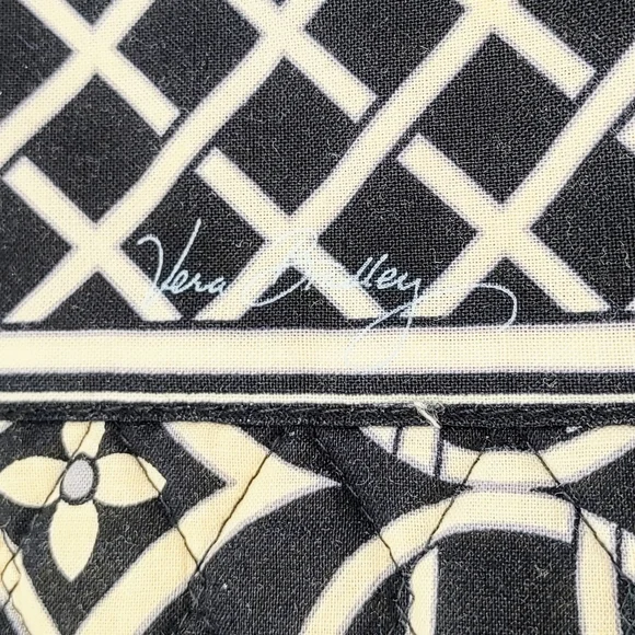 Vera Bradley Hanging Organizer "Concerto" Toiletry Bag - Picture 10 of 13